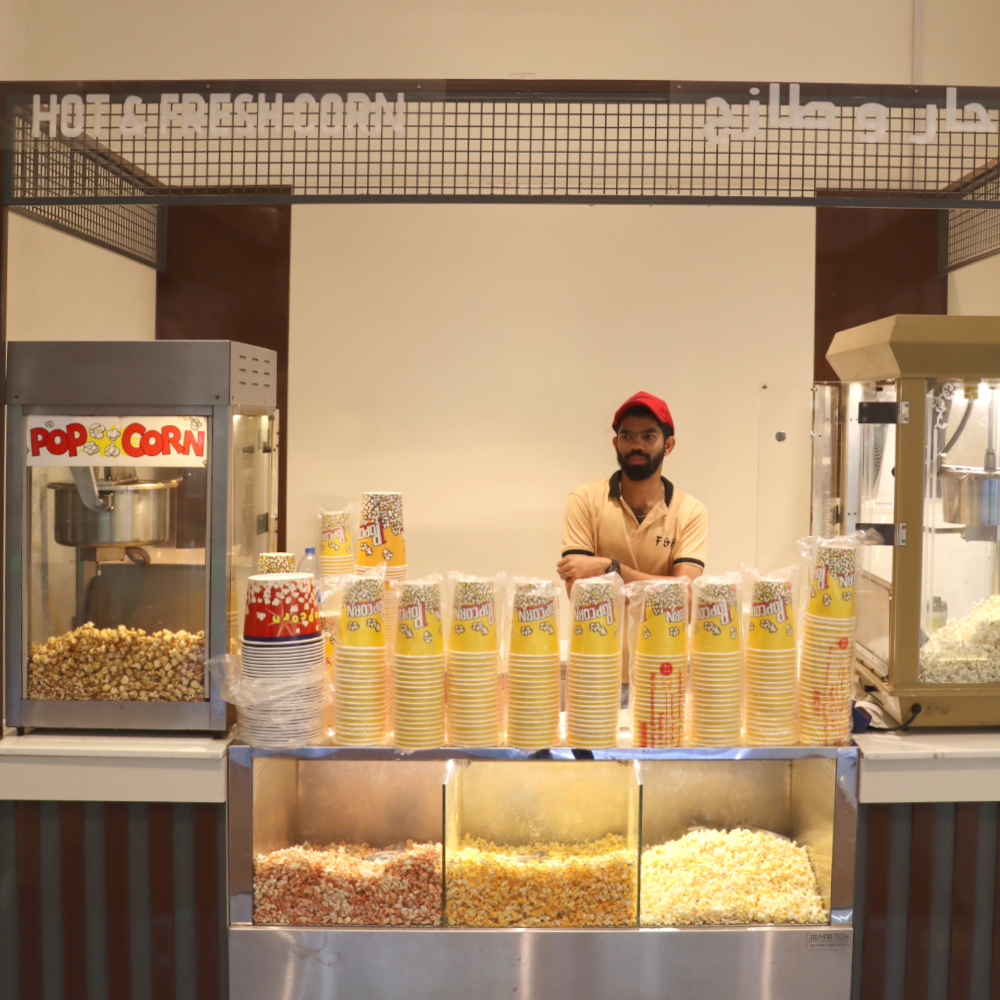 HOT & FRESH POPCORN